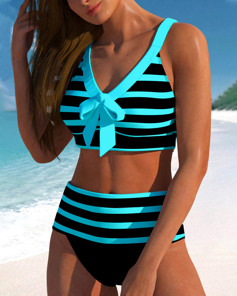 Laura – Bikini a vita alta a righe bianche e nere con fiocco