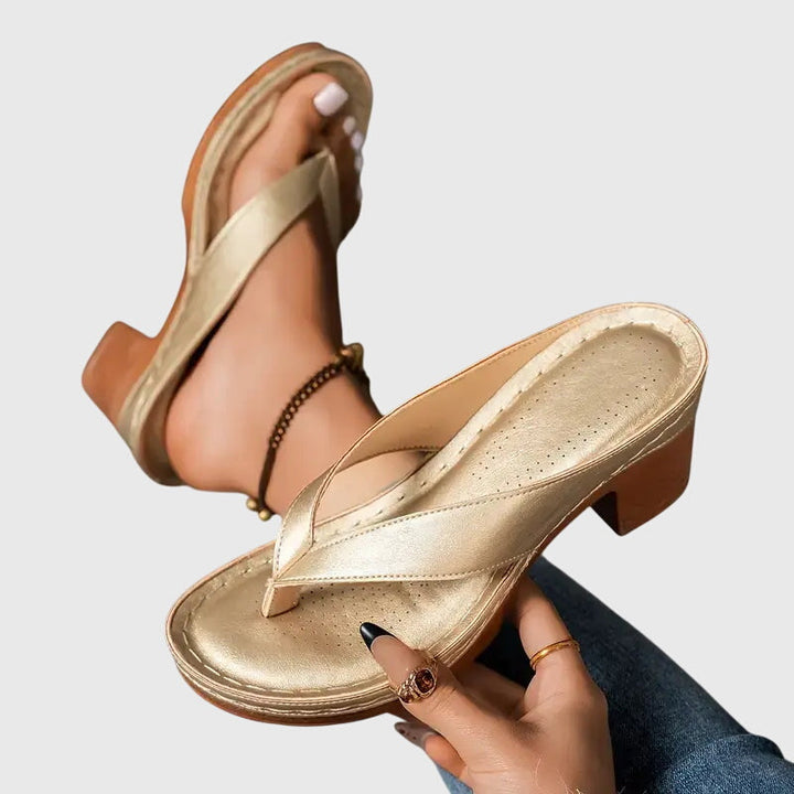 LAURA – Sandalo comfort con fasce