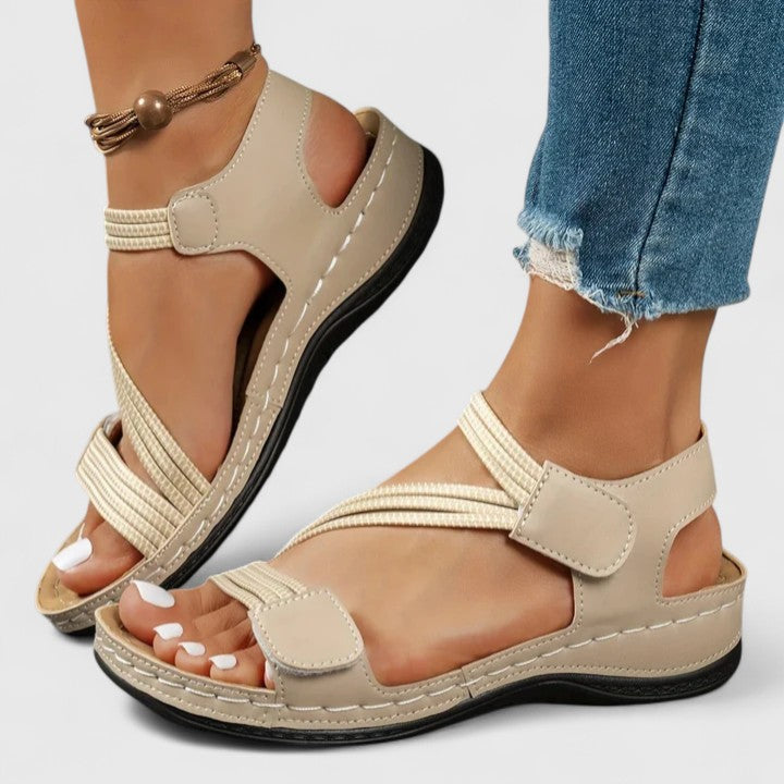 DANIELA – Sandalo comfort con cinturino
