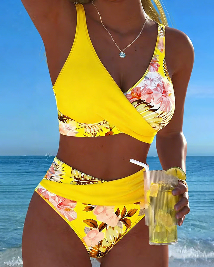 Eduarda – Bikini con stampa floreale a contrasto e spacco