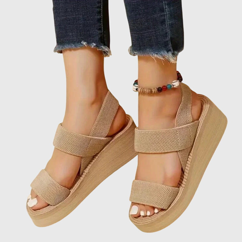 GAIA – Sandalo con zeppa