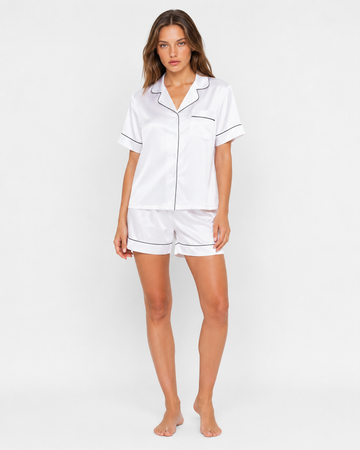Monaco – Pigiama corto in satin setoso con piping a contrasto