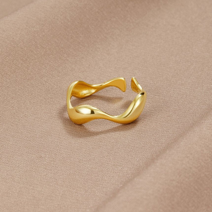 Anello Wave in Oro 18K