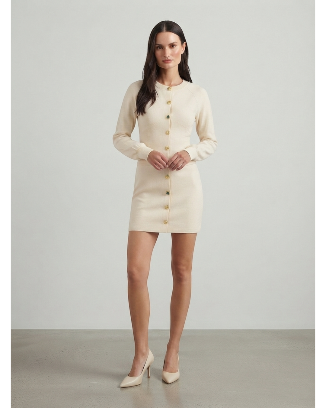 Carrie – Coordinato cardigan e minigonna con bottoni dorati