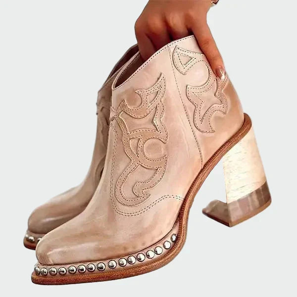 Ginevra – Stivaletto texano ricamato