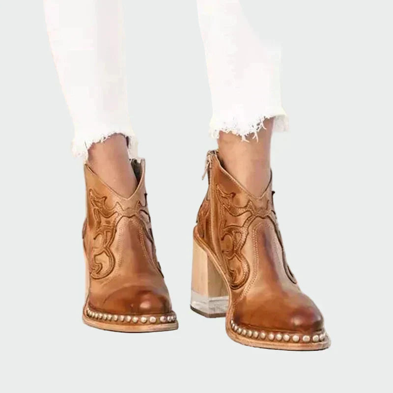 Ginevra – Stivaletto texano ricamato