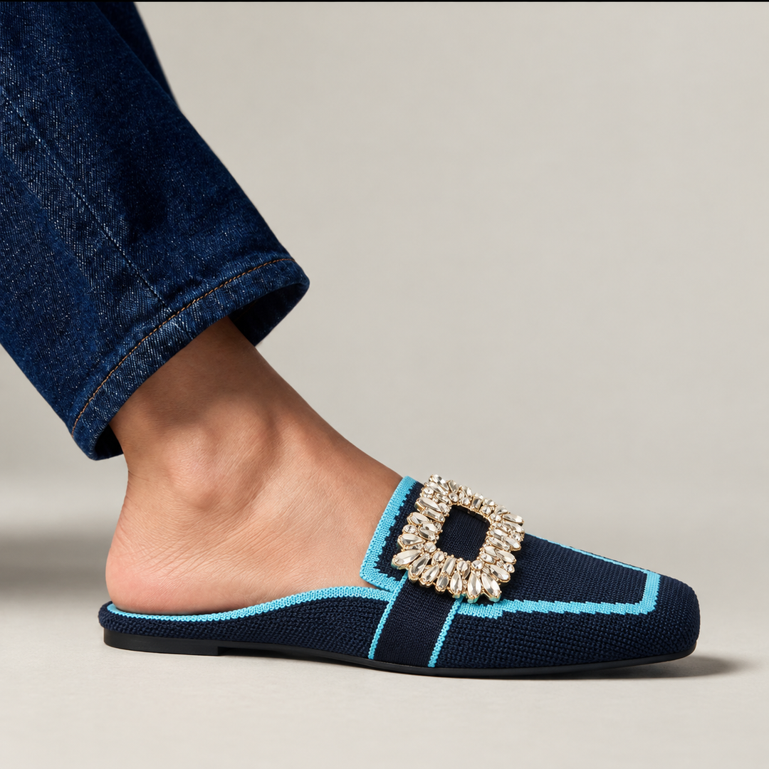 MARTINA – Ballerine a punta quadrata con fibbia gioiello
