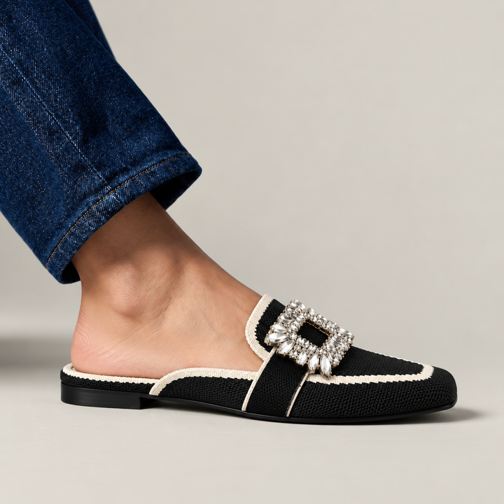 MARTINA – Ballerine a punta quadrata con fibbia gioiello