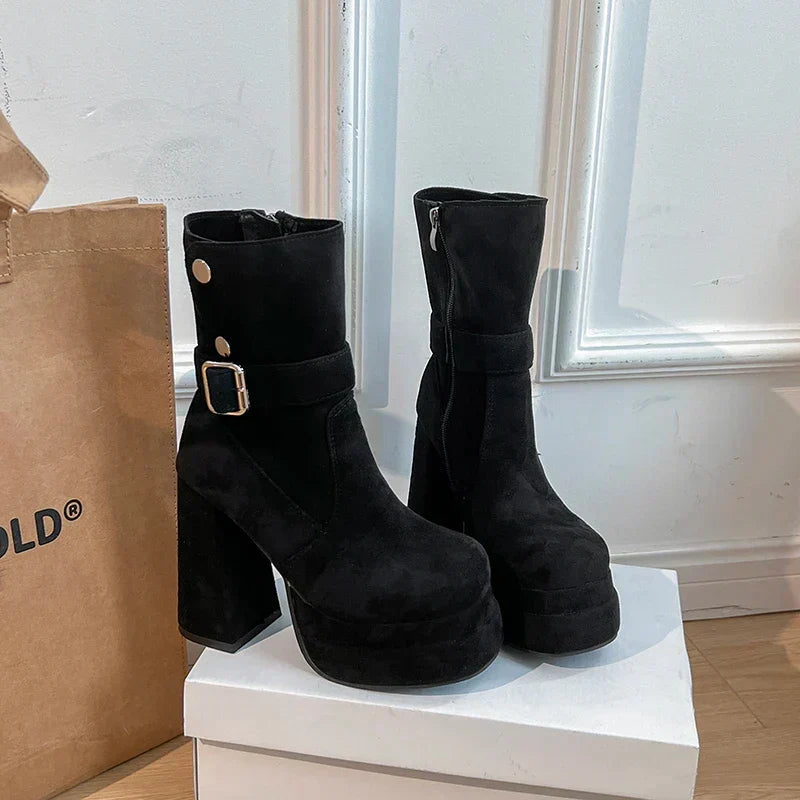 Tiziana – Stivaletto con plateau
