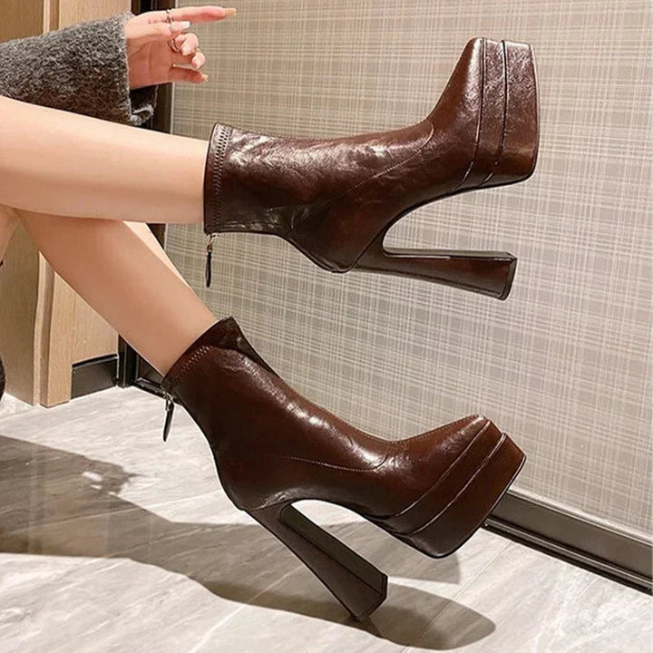 Caterina – Stivaletto con plateau