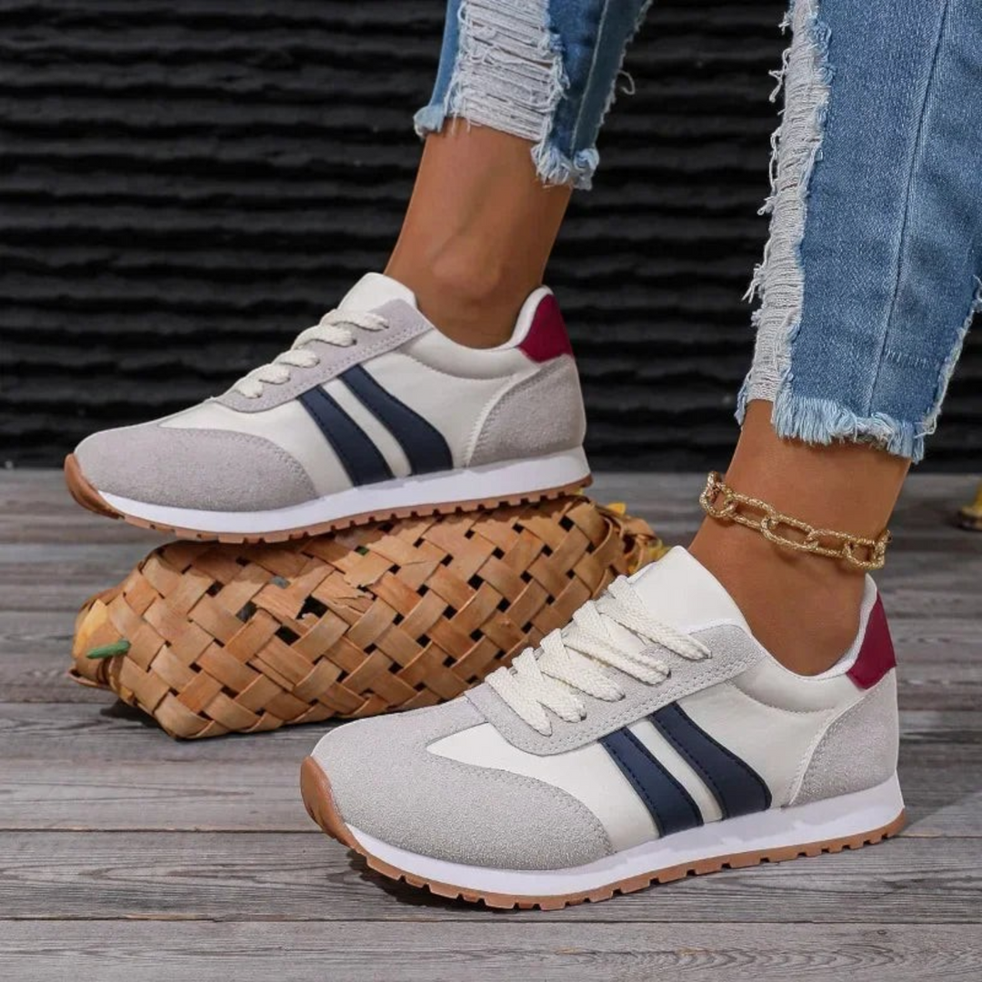 Gilda – Sneakers rétro con lacci in blu navy | Luna Moda