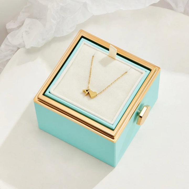 Collana in Oro con Amore e Lettera