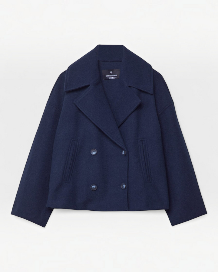 Luna Moda navy blue double-breasted short jacket with wide lapels and button closure in a contemporary style