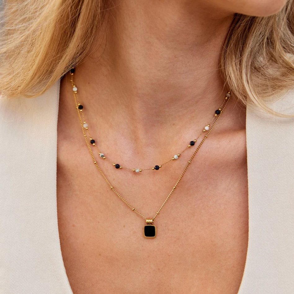 Collana con pendente Lucia Nera