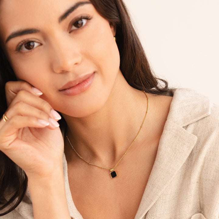 Collana con pendente Lucia Nera