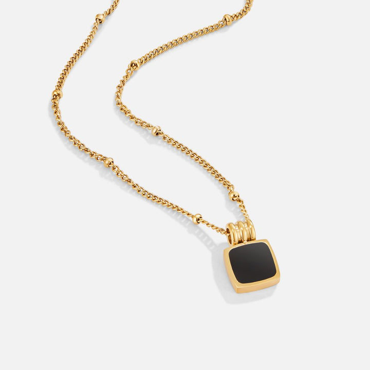 Collana con pendente Lucia Nera