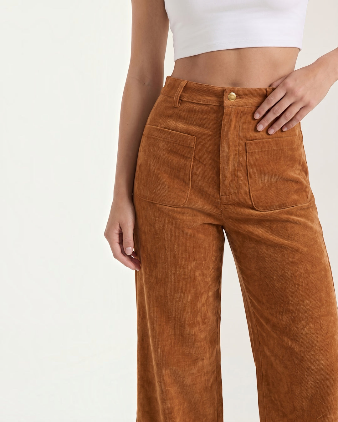 Luna Moda high-waisted wide-leg trousers in brown corduroy with front patch pockets and a gold button closure