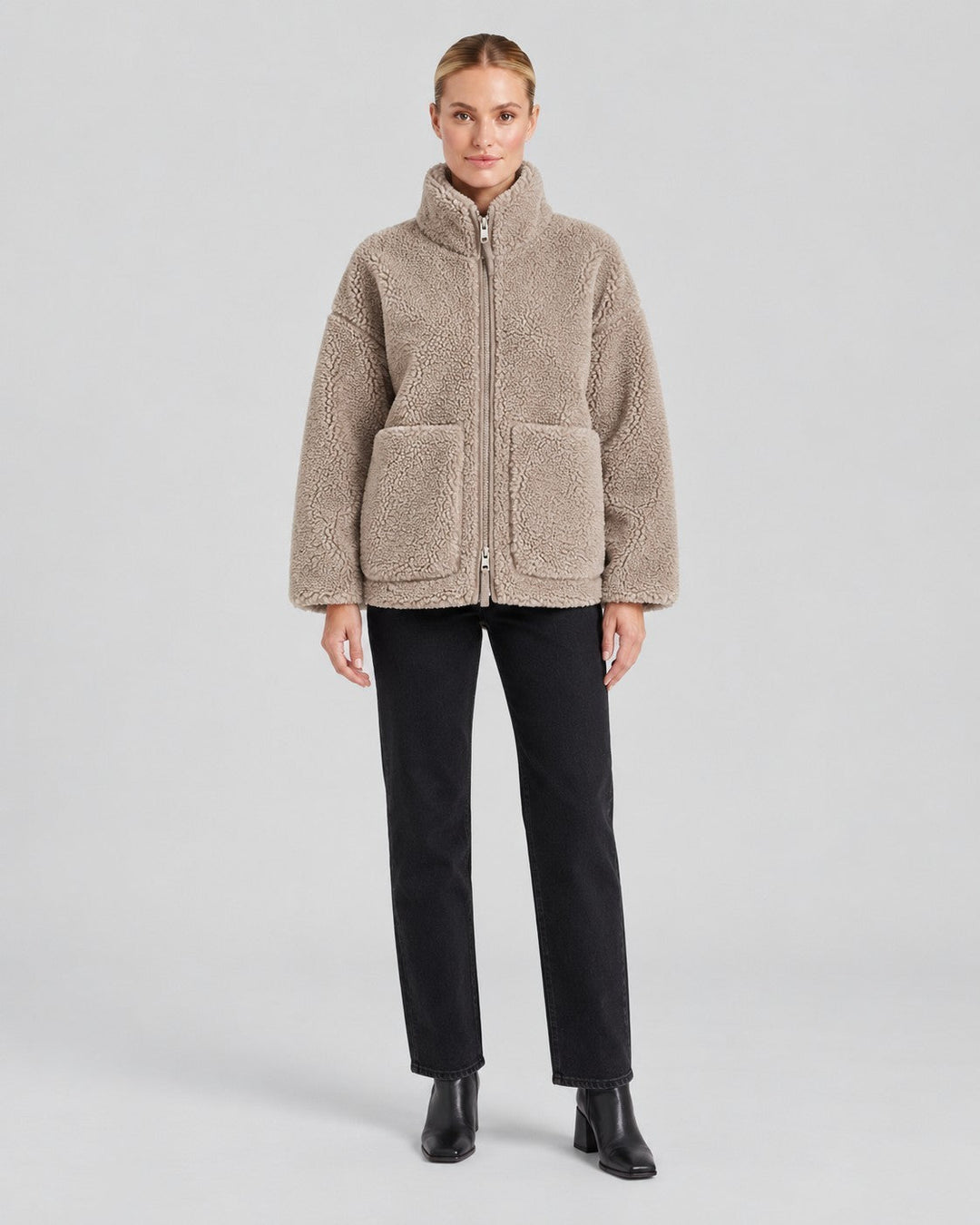 Luna Moda Anastasia beige fleece zip-up jacket with pockets worn by a model against a neutral background