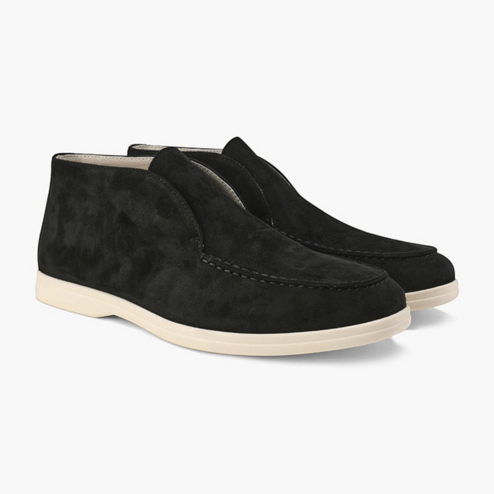 Luna Moda LORIS black suede leather moccasins with stitched upper and comfortable cream-colored rubber sole