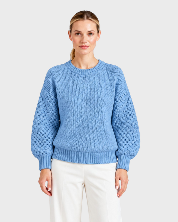 Marianna – Maglione con maniche a trecce in azzurro | Luna Moda