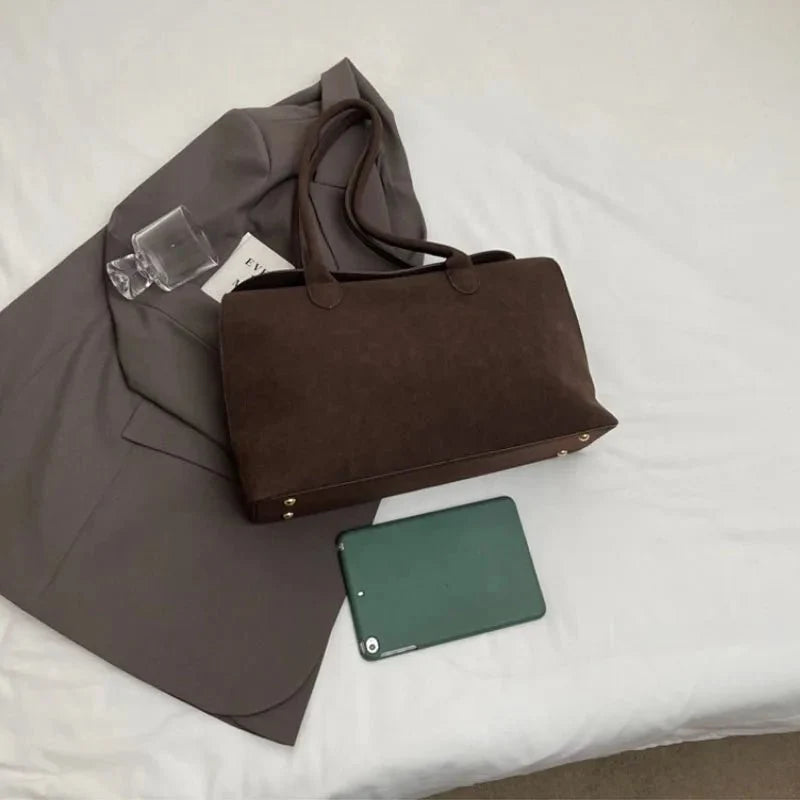 JOVANNE - Borsa a spalla in camoscio