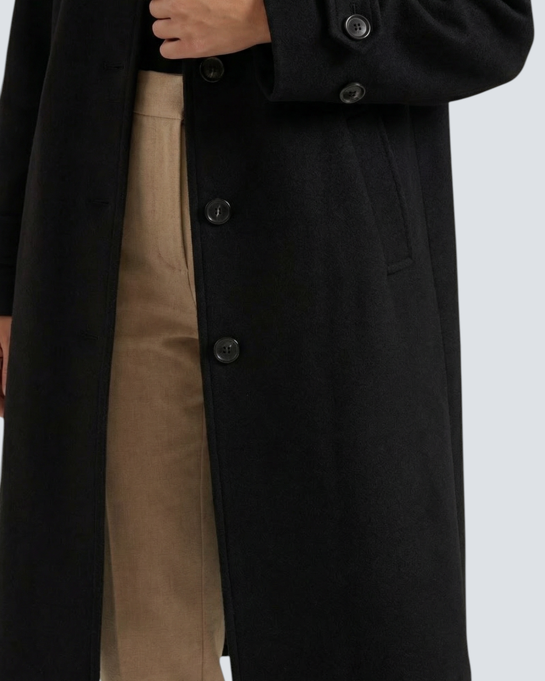 Cappotto MARISA nero, dettaglio frontale — LUNA MODA.