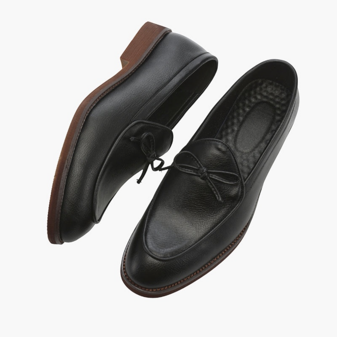 Luna Moda Francesco black full-grain leather loafers with delicate lace detailing and hand-stitched finish