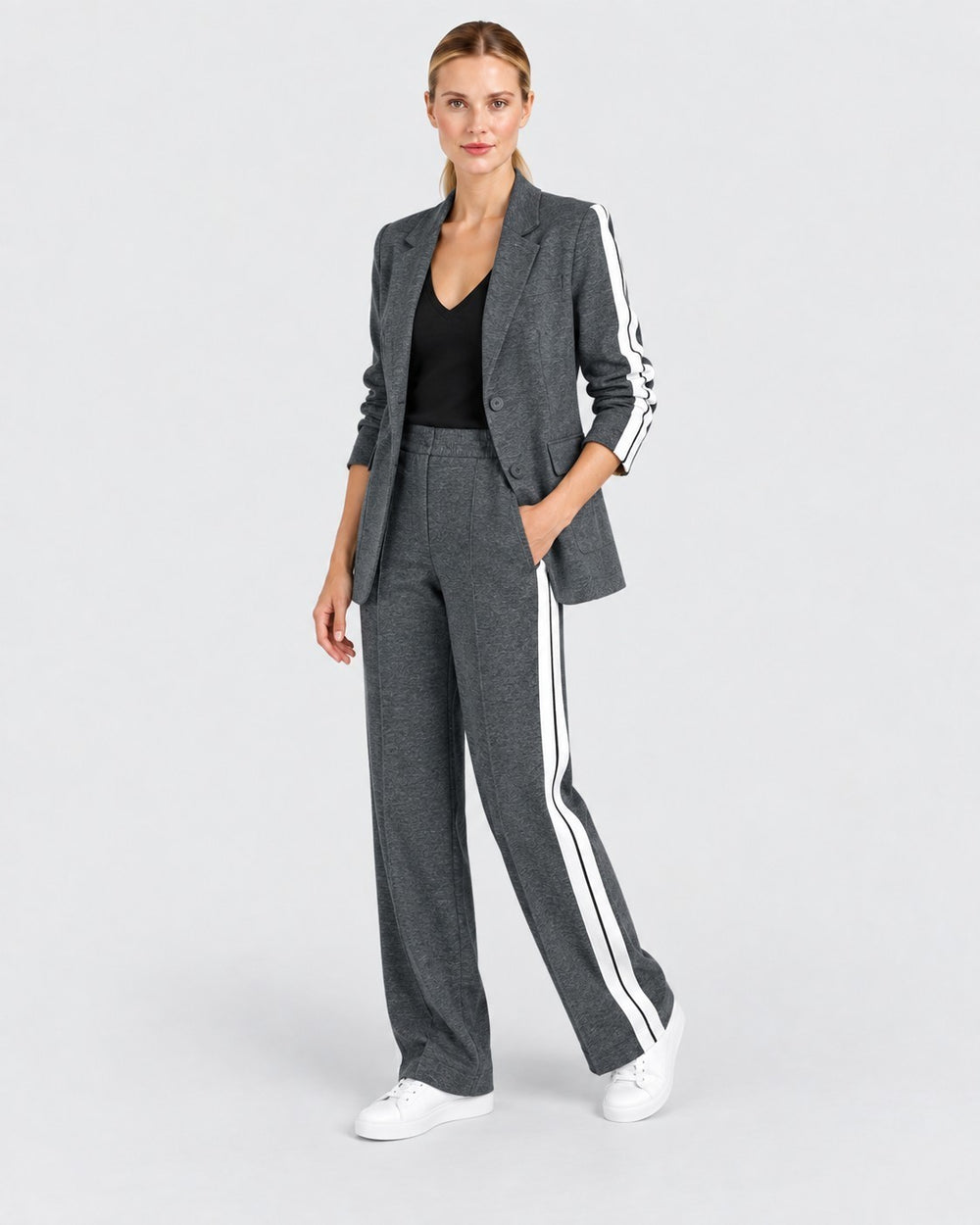 Filomena – Completo sportivo-casual in nero | Luna Moda