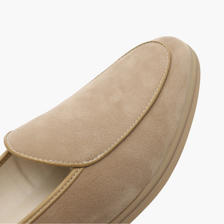Luna Moda JOEL beige full-grain leather loafer with a tapered toe and hand-stitched detailing