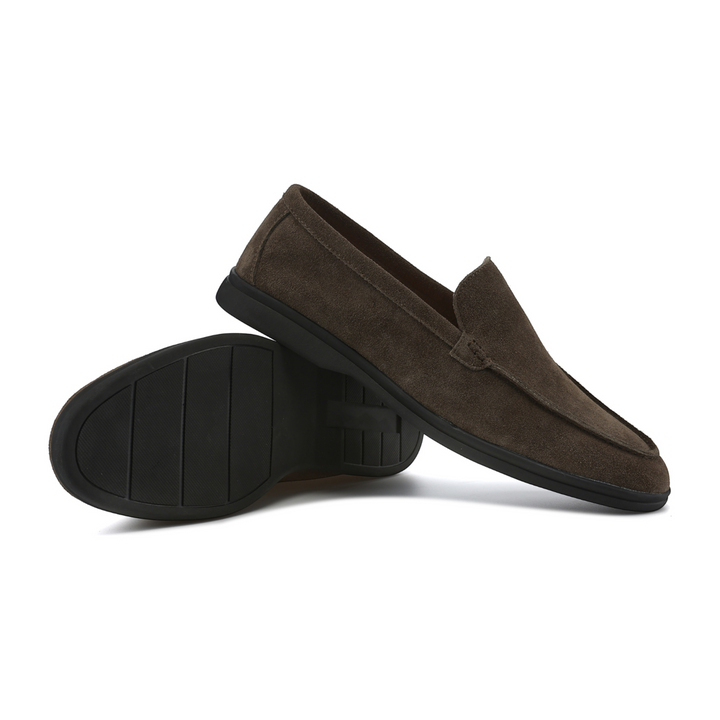 Luna Moda MICHAEL premium suede loafers in dark brown with a contrasting black sole, shown from a side angle.
