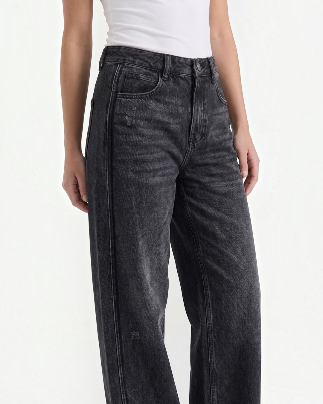 Luna Moda Bridget wide-leg jeans in washed black denim with a relaxed fit and high-waisted silhouette.